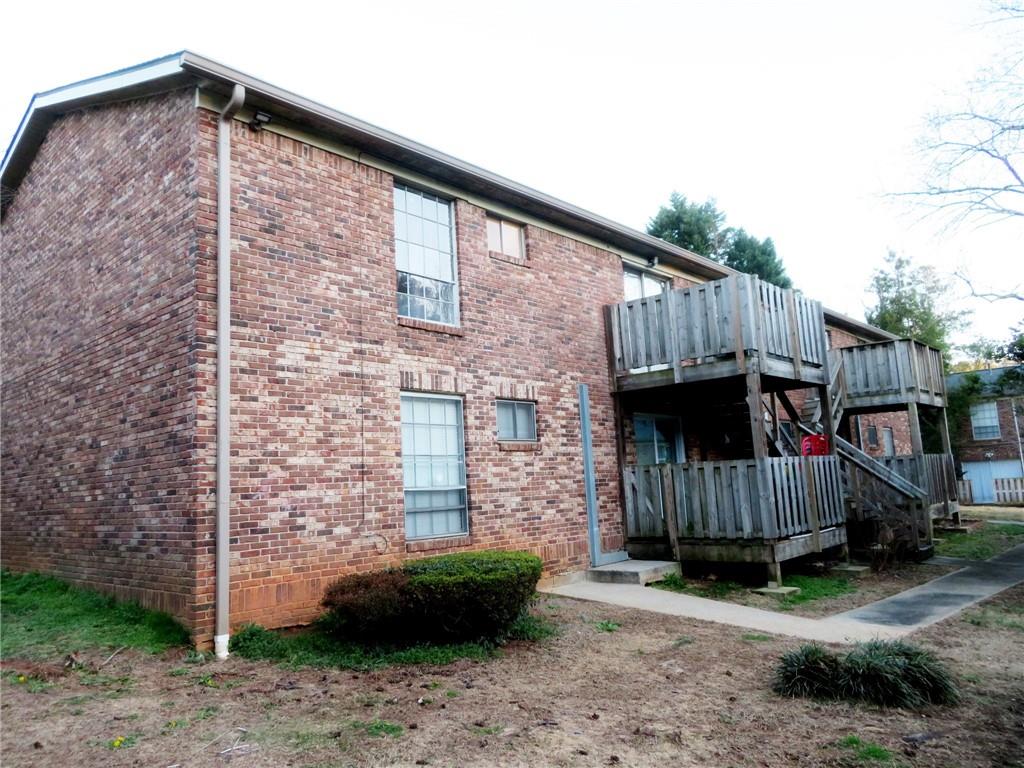 5586 Kingsport Drive