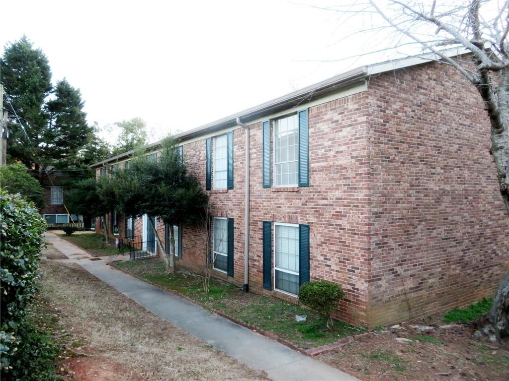 5586 Kingsport Drive