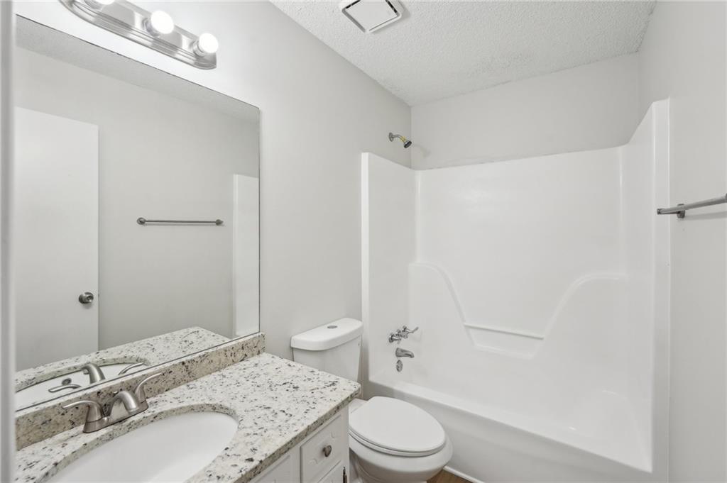 3090 Windwood Trail, Lawrenceville, Georgia image 31