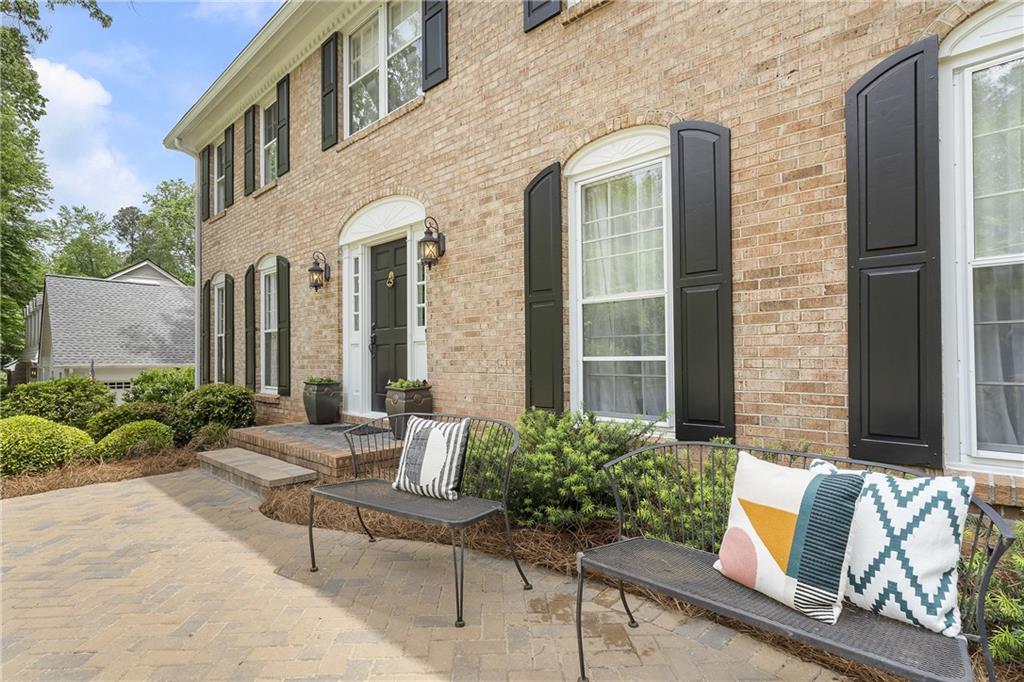 4979 Shadow Glen Court, Dunwoody, Georgia image 8