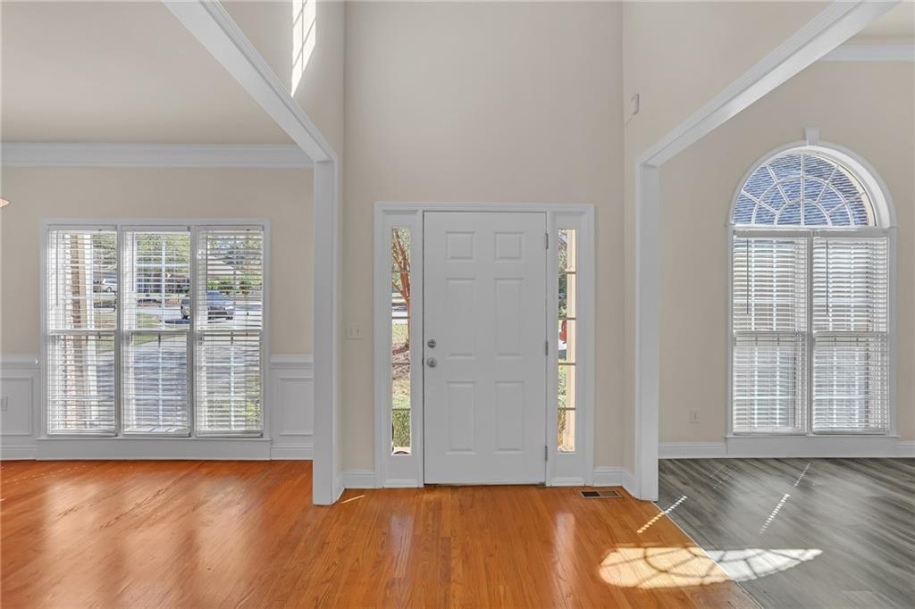 956 Chippewa Oak Drive