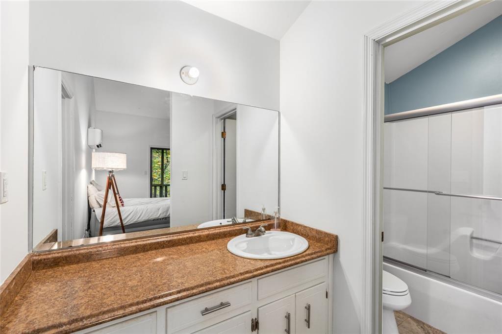 LAKE ARROWHEAD UN 3 PH 1 - Residential