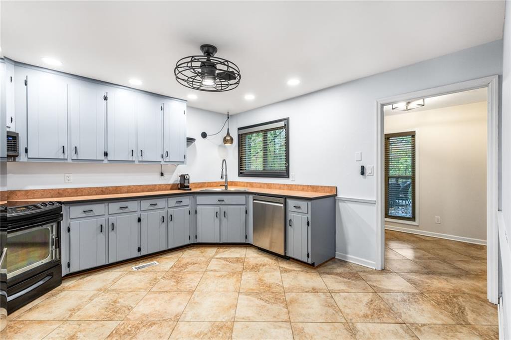 LAKE ARROWHEAD UN 3 PH 1 - Residential