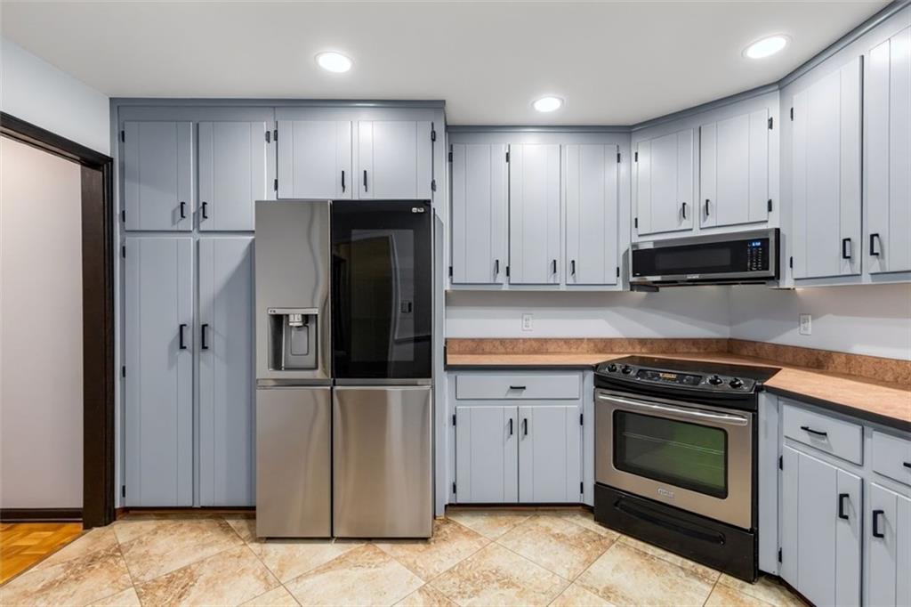 LAKE ARROWHEAD UN 3 PH 1 - Residential