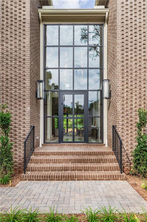 3157 Woodrow Way NE