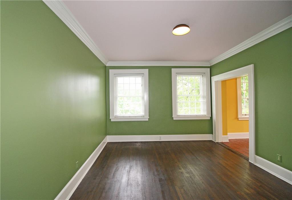 1 S Prado Avenue NE 17