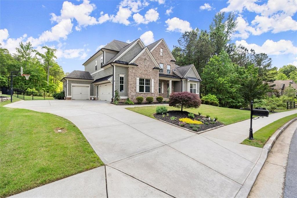 MANOR NORTH - Residential
