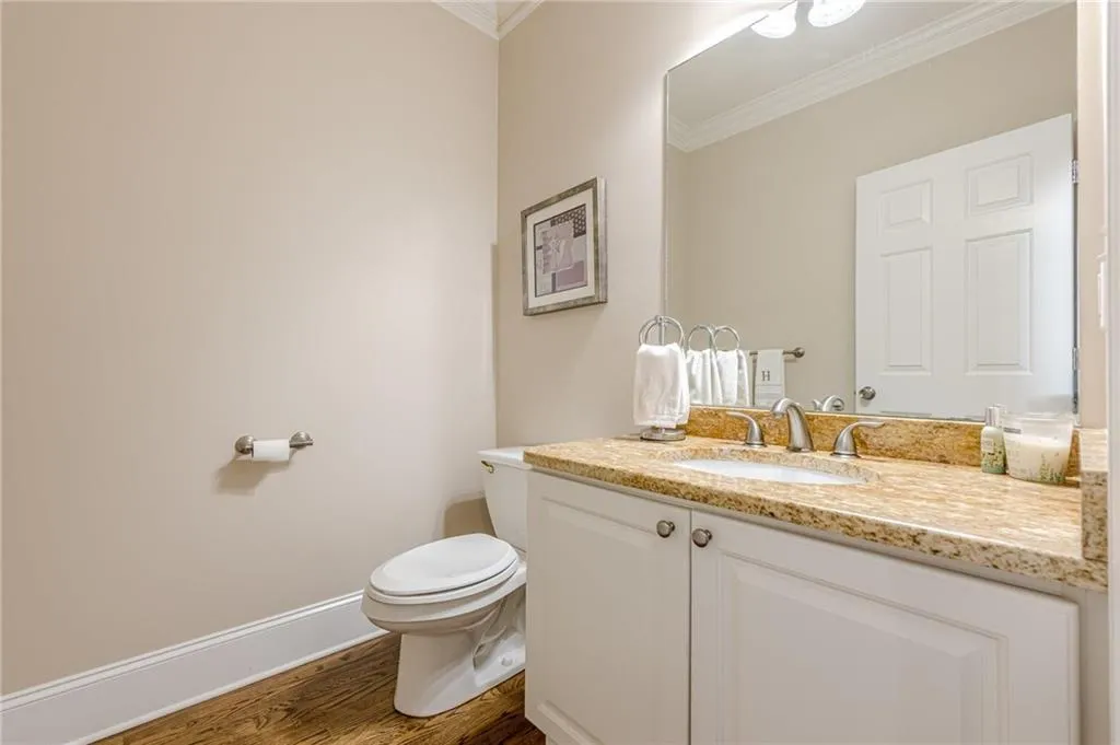 Cumming, Georgia 30040, United States, 5 Bedrooms Bedrooms, ,5 BathroomsBathrooms,Residential,Pending,103409