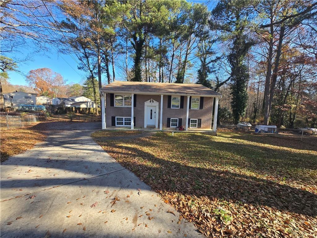 1032 Brian Lane, Forest Park, Georgia image 3