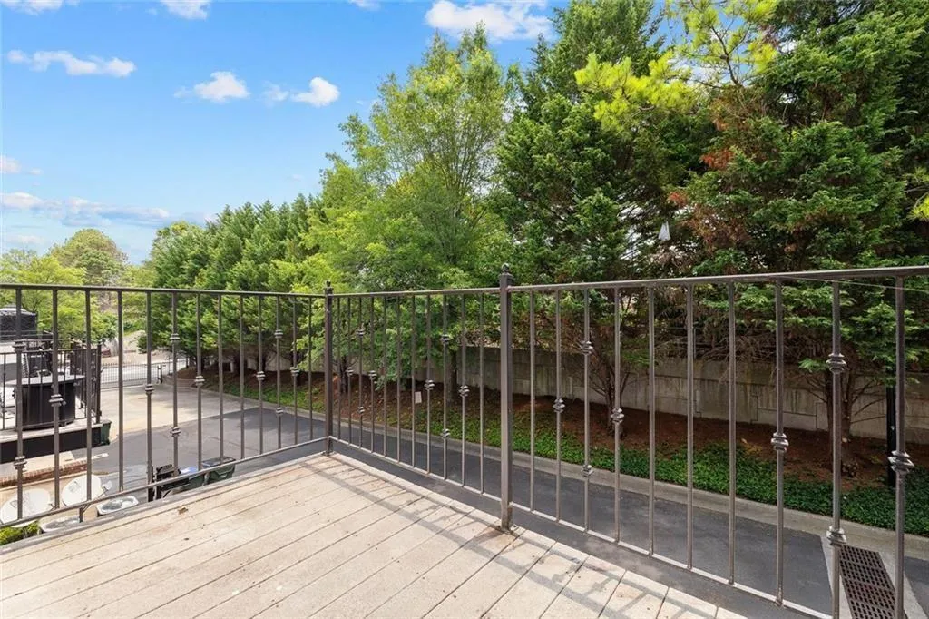 Chamblee, Georgia 30341, United States, 3 Bedrooms Bedrooms, ,4 BathroomsBathrooms,Residential,Active,160033