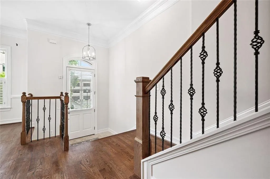 Chamblee, Georgia 30341, United States, 3 Bedrooms Bedrooms, ,4 BathroomsBathrooms,Residential,Active,160033