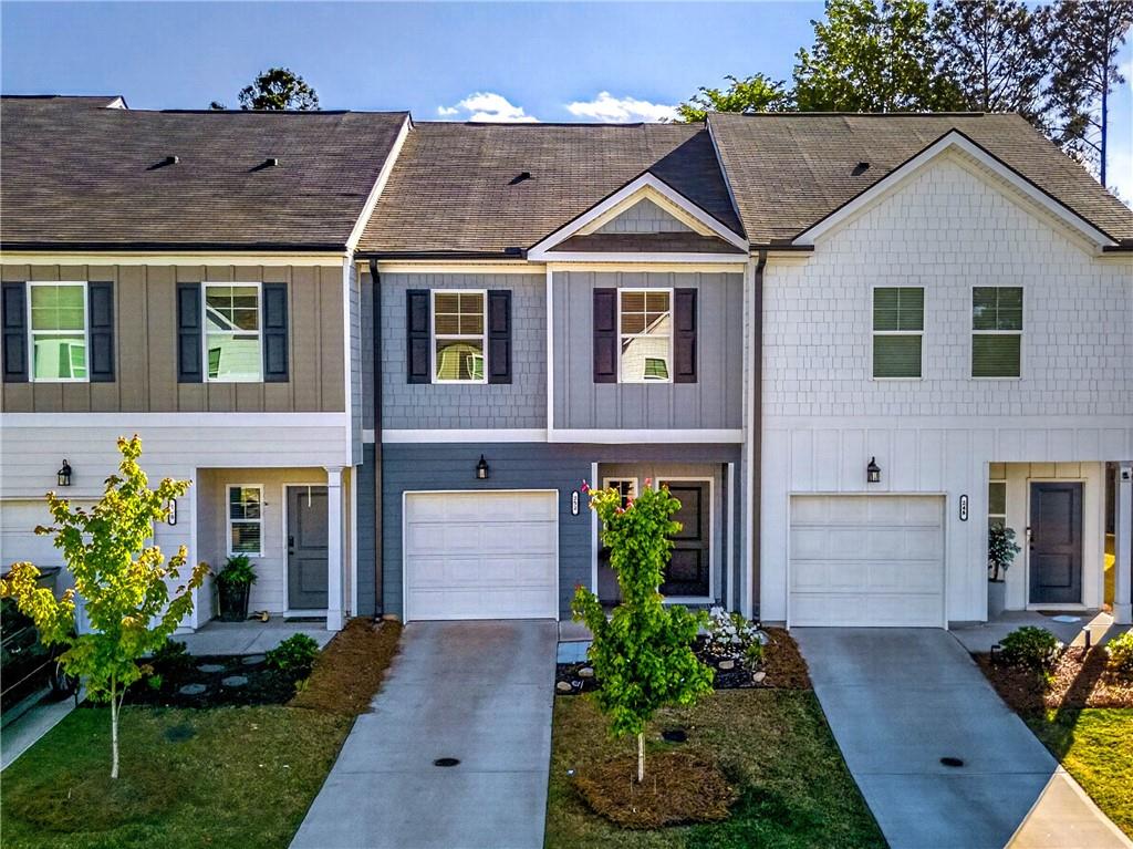 Photo 1 of 30 — 252 Regent Park, Hoschton, GA 30548