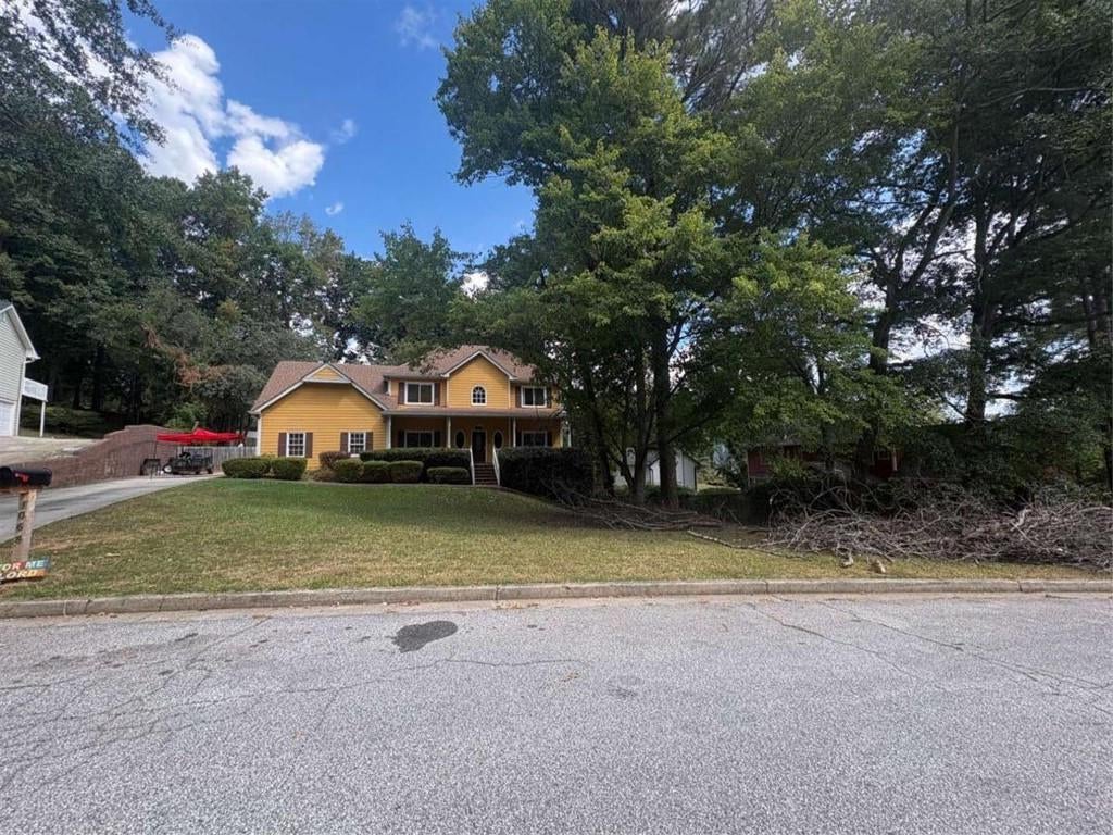 1068 Leslie Place