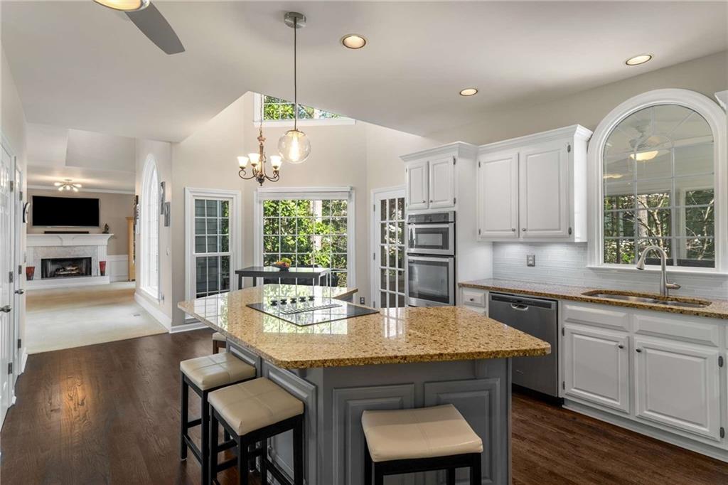3060 Birchton Street, Johns Creek, Georgia image 13