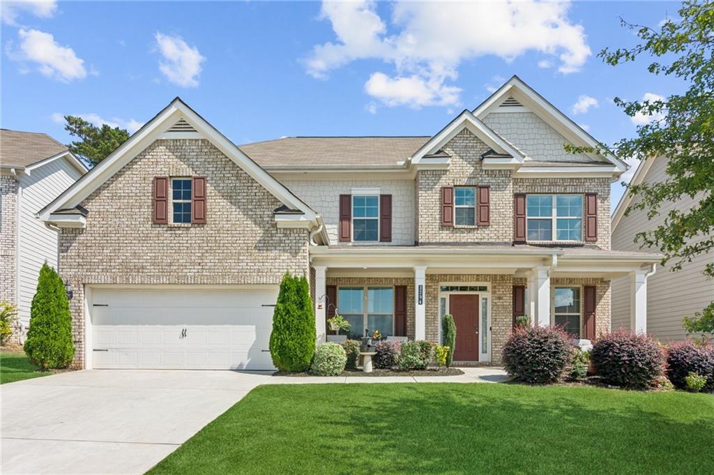 Stunning 5 Bedroom, 4 Bath Home – Move-In Ready!
Beautifully maintained and designed for today’s lifestyle, this spacious home offers an open concept kitchen and family room perfect for entertaining. The kitchen features stone countertops, a double oven, and a gas cooktop, while the family room boasts a cozy fireplace with gas logs.
The oversized master suite includes an ensuite bathroom, a walk-in closet, and a charming electric fireplace insert. Upstairs you’ll also find a versatile bonus room, ideal for a playroom, office, or media space. A main-level guest bedroom with full bath provides convenience, along with a complete laundry room featuring a sink.
Step outside to a private, fully fenced backyard with a covered patio and ceiling fans, creating the perfect setting for year-round enjoyment. Located close to shopping, dining, and activities, this home combines comfort and convenience in one exceptional package.