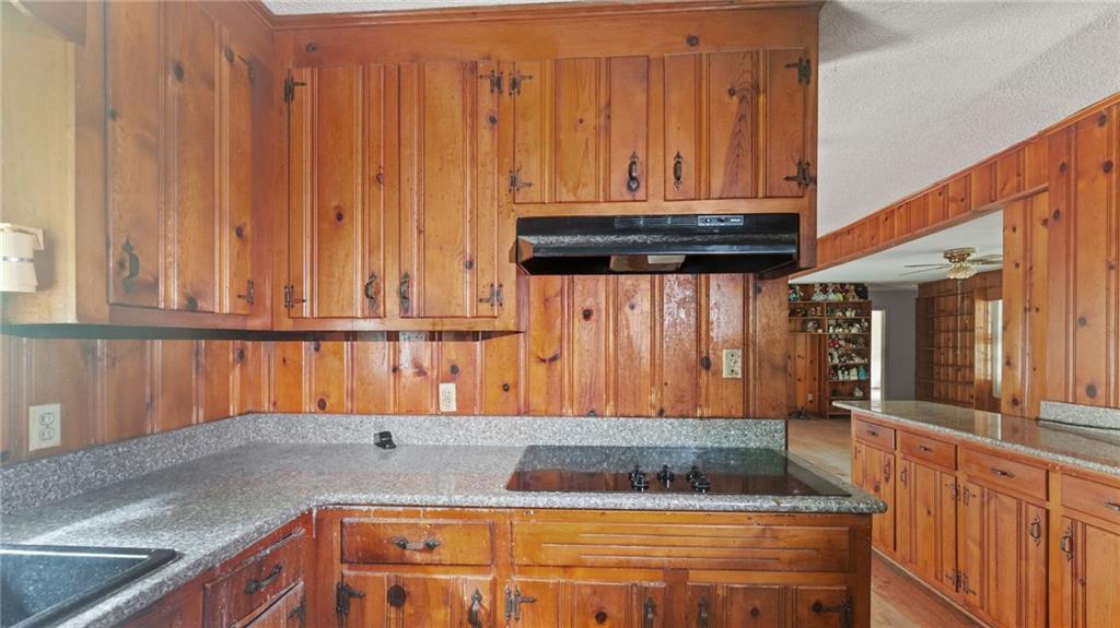 552 Old Bells Ferry Road NE