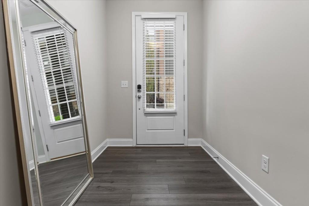 4651 Eddibunn Drive, Smyrna, Georgia image 6