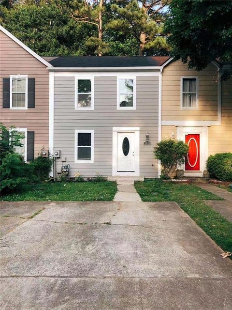 Townhouse For Sale - 1819 Cumberland Valley Place<br/> Smyrna, GA 30080
