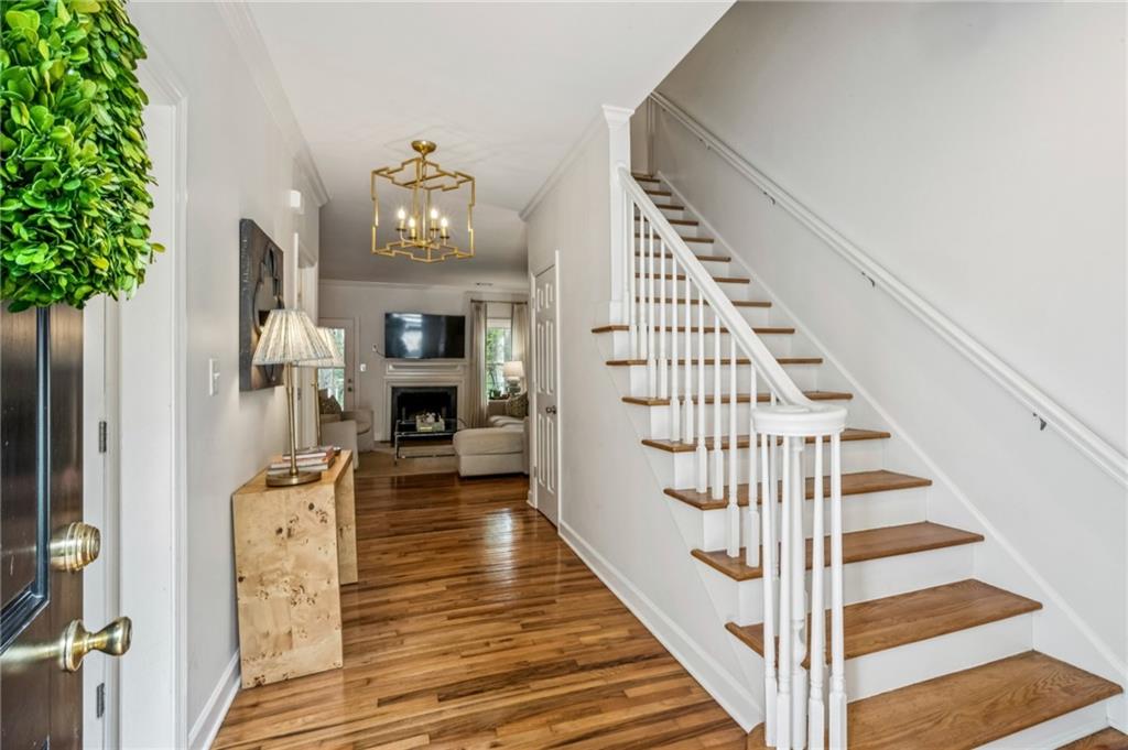 1160 Windsor Parkway 5
