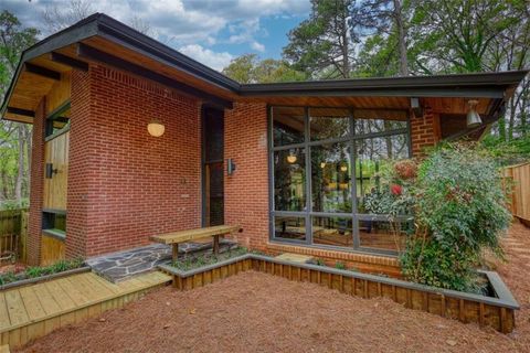 151 Rockmart Dr SW Atlanta GA 30314