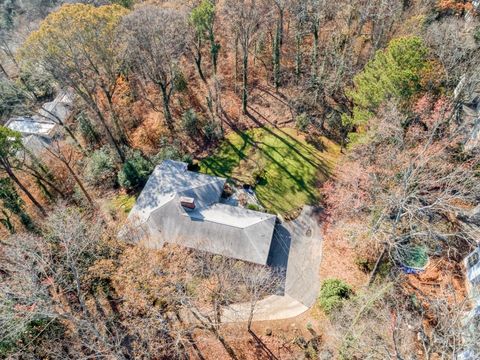 Photo of 5274 Powers Ferry Road NW, Sandy Springs, GA 30327 (MLS # 7691783)