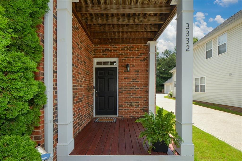 3332 Chastain Landings Court