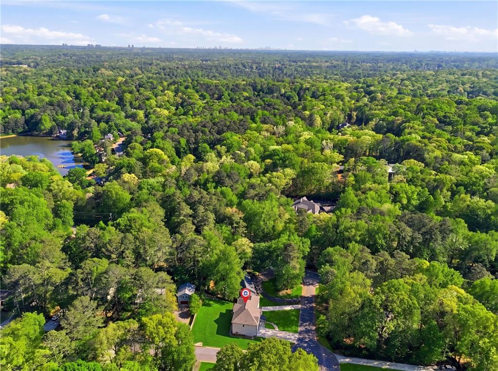 4842 Sturbridge Crescent NE