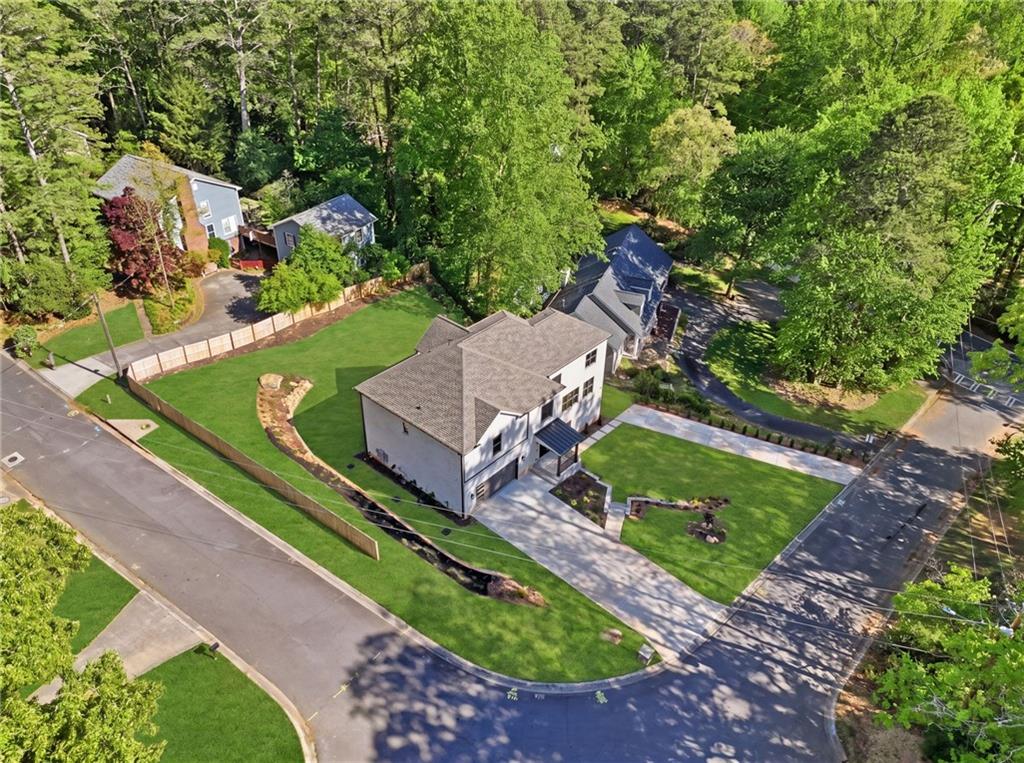 4842 Sturbridge Crescent NE