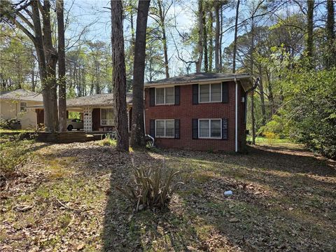 Photo of 2283 Saratoga Drive, Decatur, GA 30032 (MLS # 7740712)