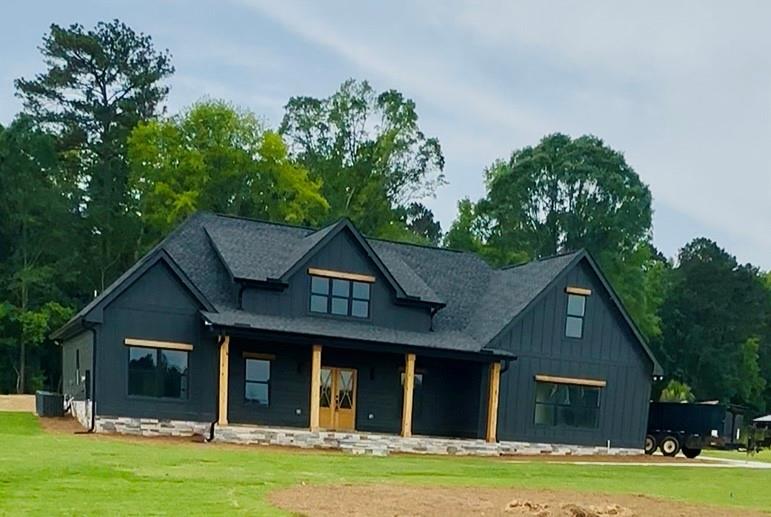 1111 Lake Varner Drive