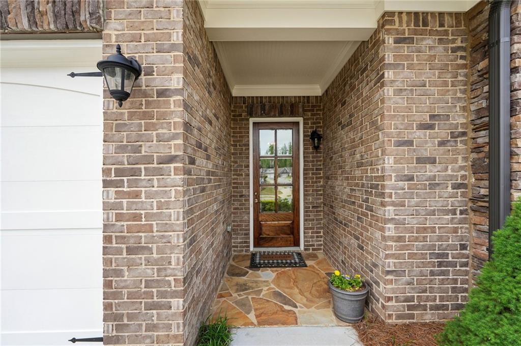 5695 Overlook Station Drive, Suwanee, Georgia image 2
