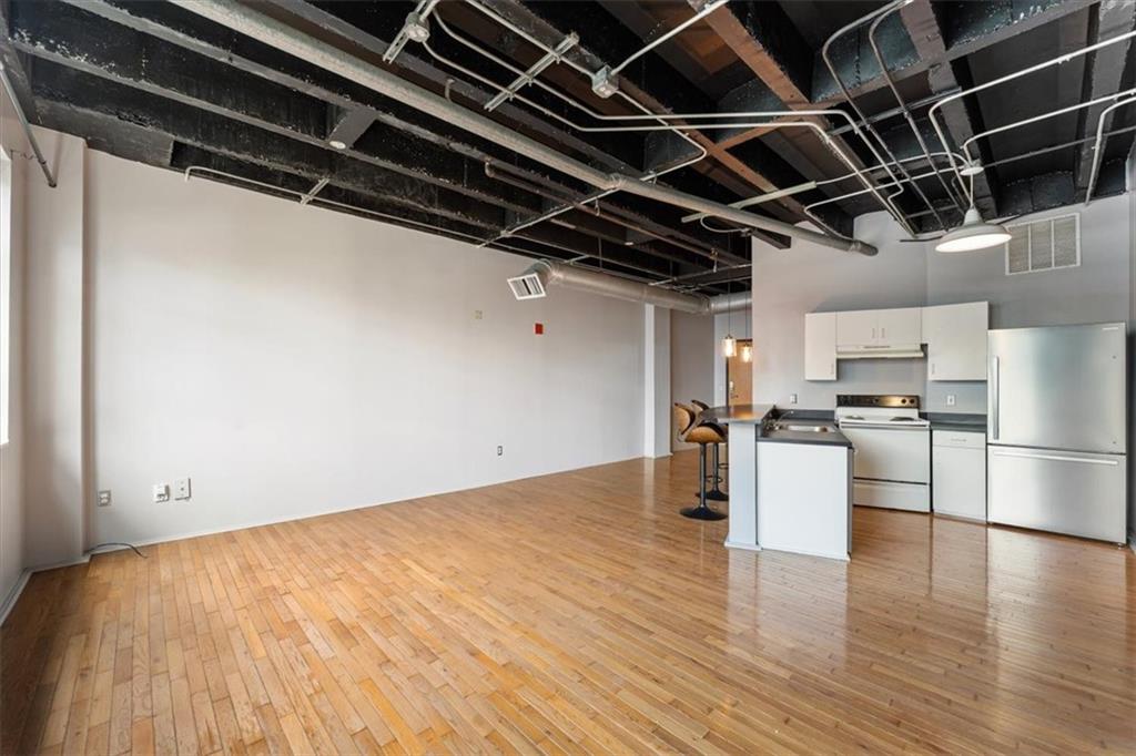 878 Peachtree Street NE 814