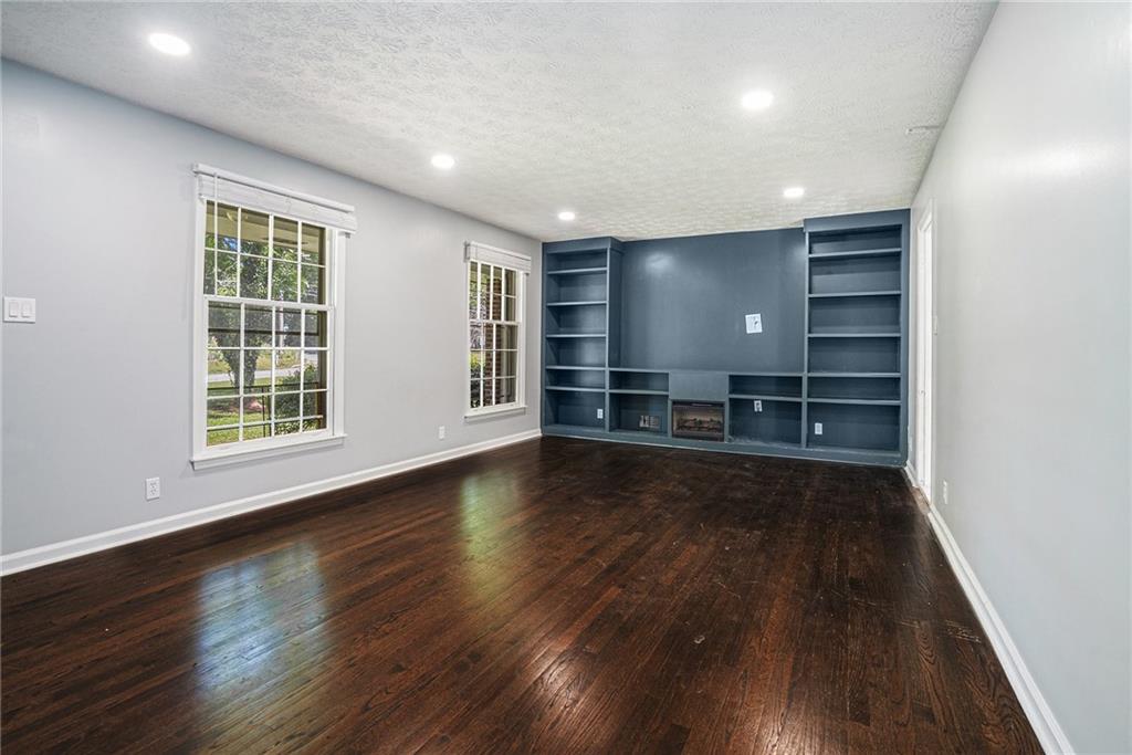 1663 Pounds Road SW