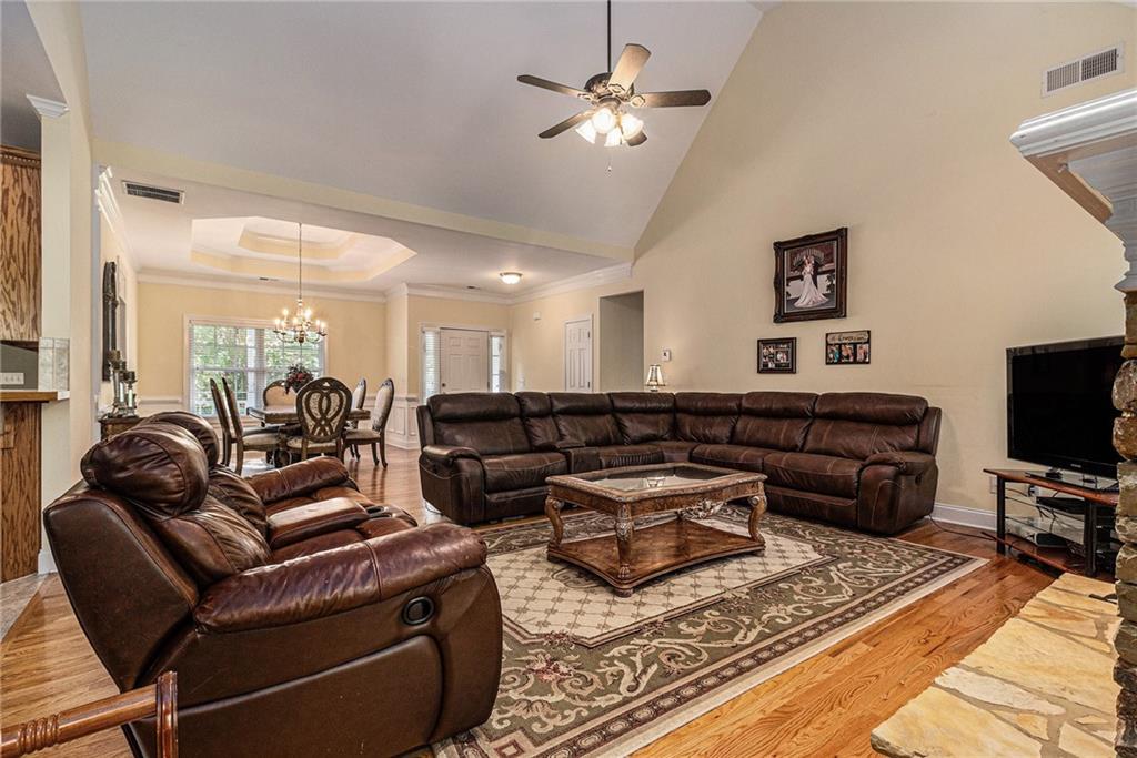 4110 Summit Chase