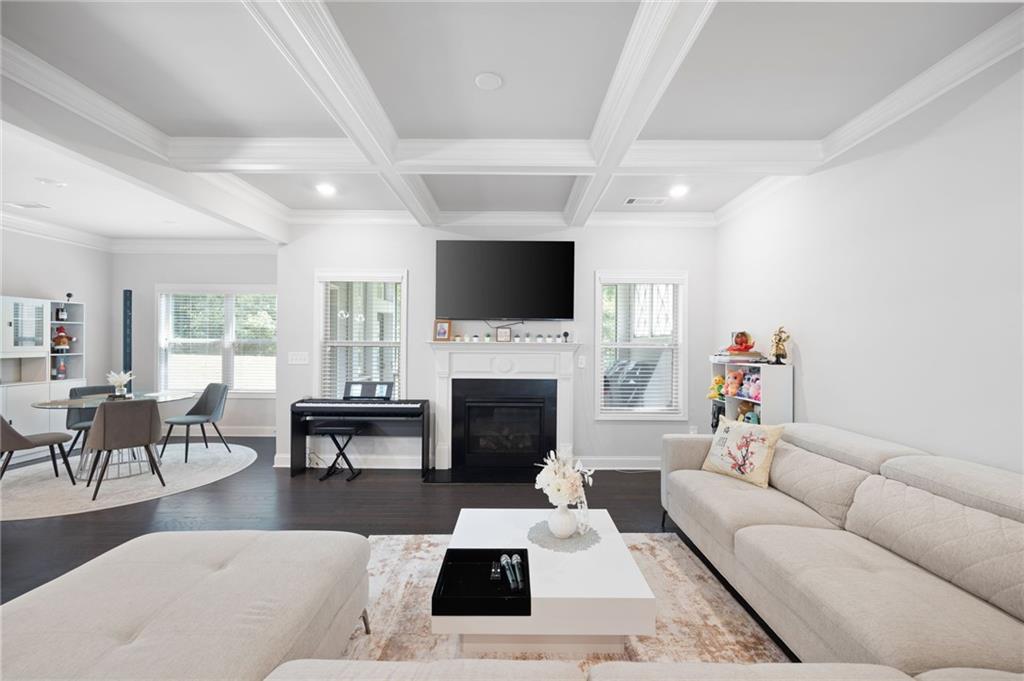 7043 Lancaster Crossing, Flowery Branch, Georgia image 12