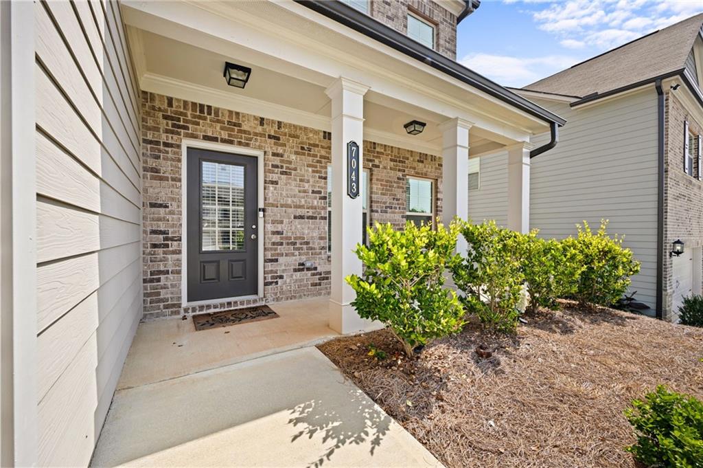 7043 Lancaster Crossing, Flowery Branch, Georgia image 5