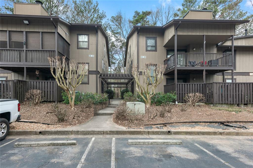510 River Run Drive, Sandy Springs, Georgia image 3