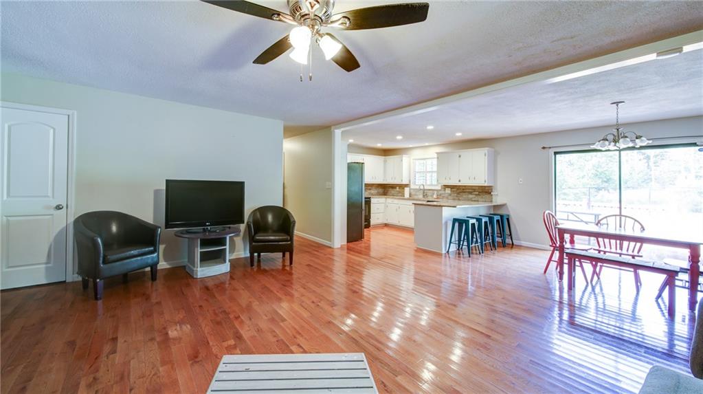 3149 Auraria Road