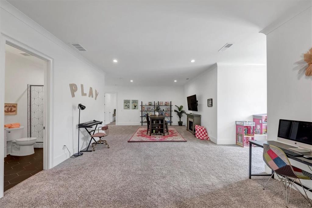 Echelon - Residential
