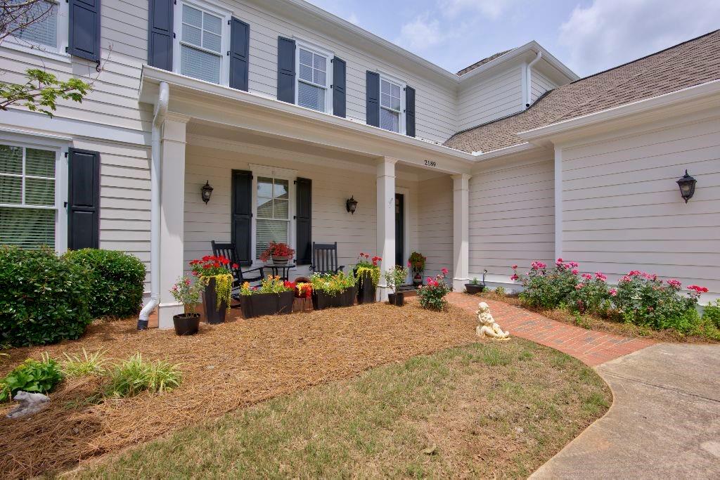 2189 Bessbrook Square