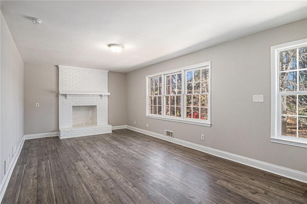 4521 S Roberts Drive