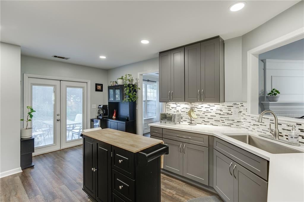 5258 Underhill Lane