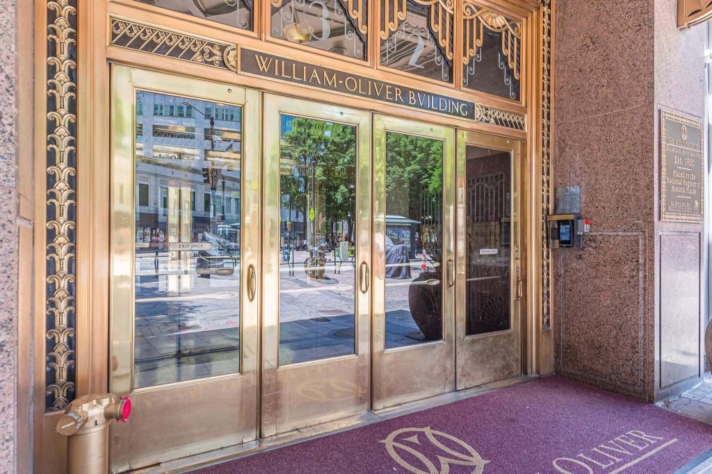 32 Peachtree Street NW 1106