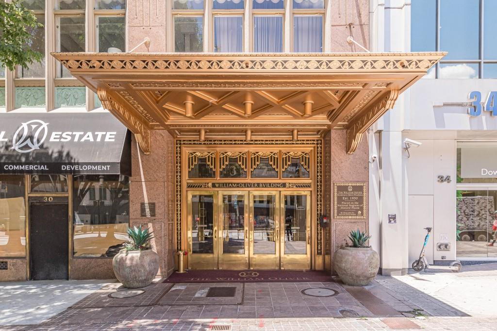 32 Peachtree Street NW 1106