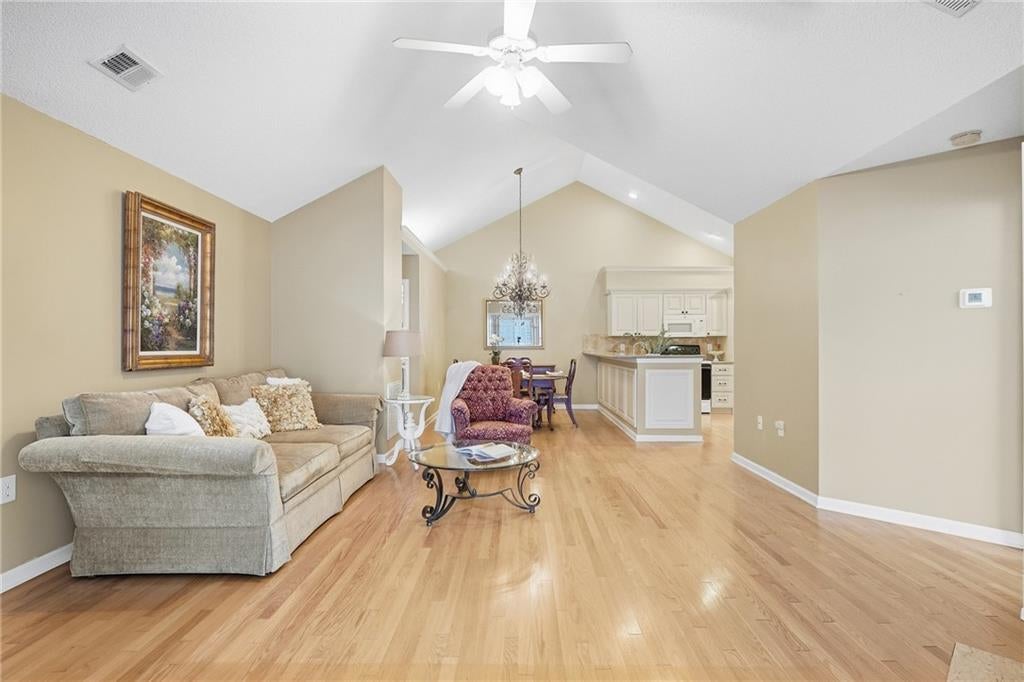 1402 Sweet Apple Circle