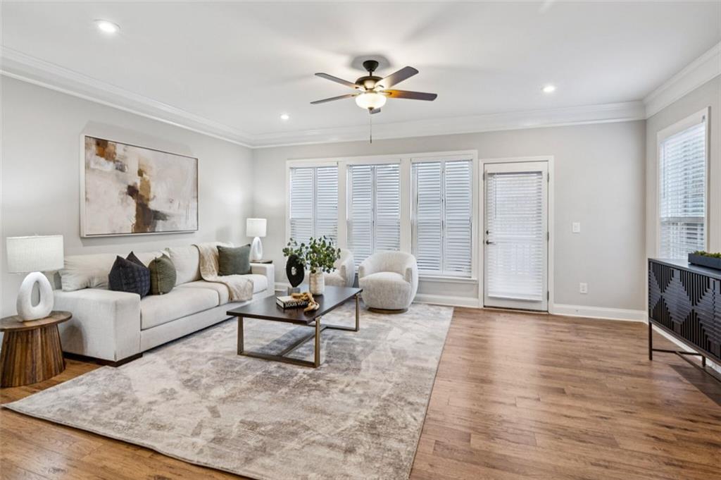 2025 Humboldt Park Lane