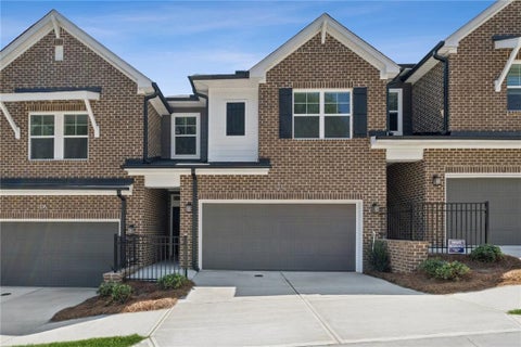 Townhouse For Sale - 202 Redbud Road Rd<br/> Canton, GA 30114