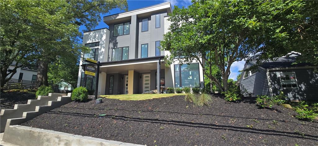 81 Walthall Street SE