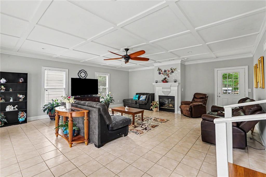 6 Bluebird Lane