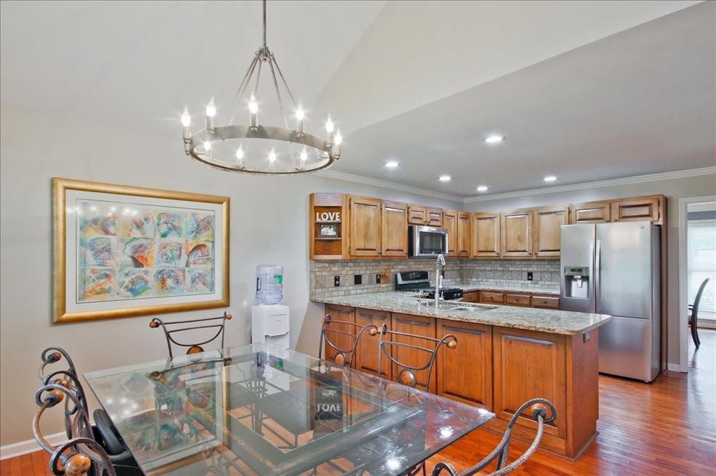 Greyson Knoll - Residential